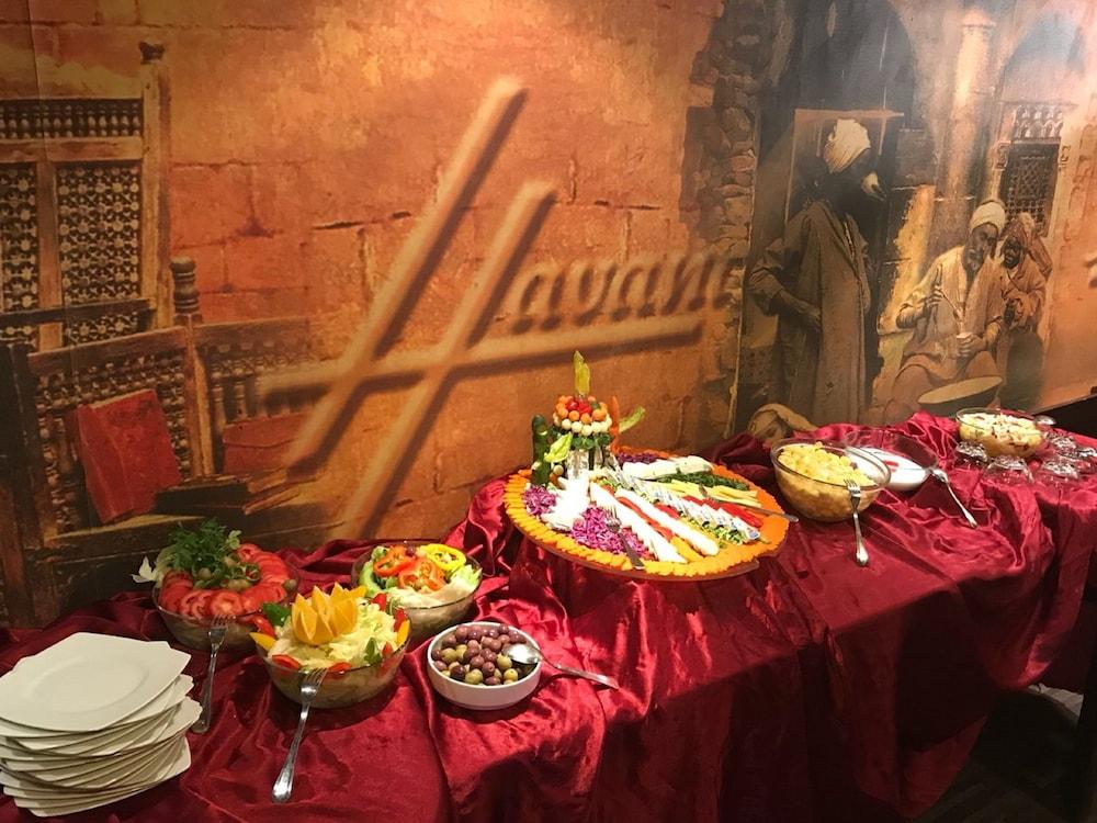 Havana Hotel Кайро Екстериор снимка